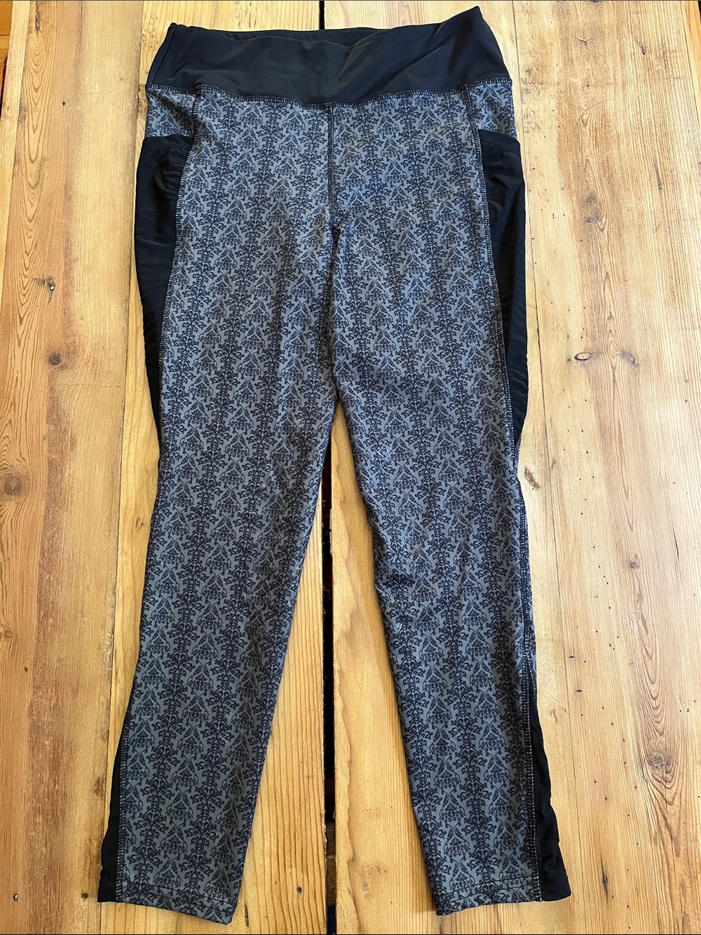 TUFF RIDER L Black/Charcoal Printed Riding Breeches Leggings Patch Pockets
